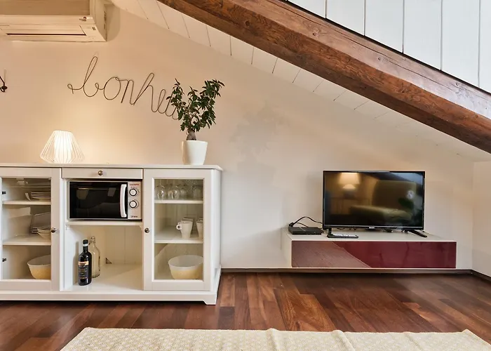 Porta Susa 2 By Home4holidays * Turin