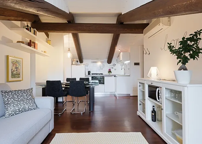 Apartment Porta Susa 2 By Home4holidays Turin